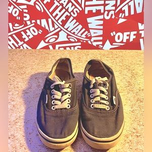 Vans Authentic ‘Low Top’ Sneakers